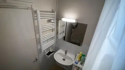 Salle de bains dans l'établissement Cute apartment in Paris