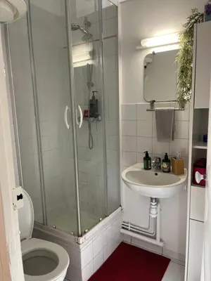 Salle de bains dans l'établissement Petit cocon à 10 min de Paris