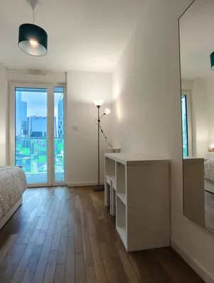 Plan de l'établissement modern, 2 bedrooms la défense, big balcony