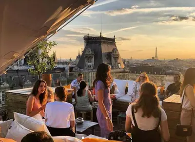 Clients de l'établissement ParisInteriorsRentals - Beautiful 2 BDR Le Marais NOTRE DAME