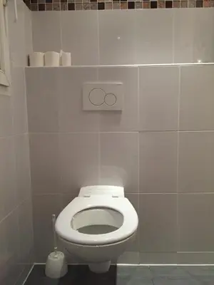 Salle de bains dans l'établissement Hôtel Allety