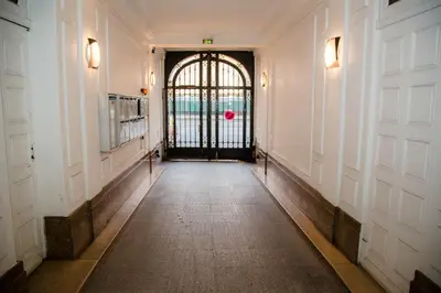 Plan de l'établissement Just Renovated 138m2 On The Seine