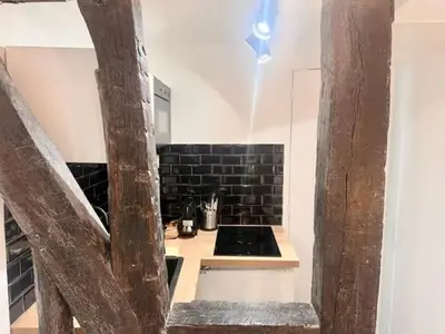 Cuisine ou kitchenette dans l'établissement Rent a Room - Residence Caire, Montorgueil