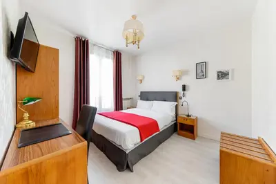 Un ou plusieurs lits dans un hébergement de l'établissement Crystal Hotel