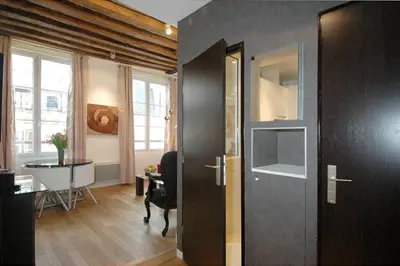Plan de l'établissement HolidaysInParis-Bourg Tibourg II