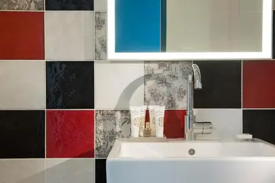 Salle de bains dans l'établissement Les Tournelles