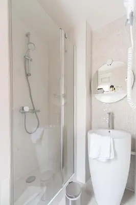Salle de bains dans l'établissement Queens Boutique Hotel