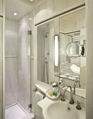 Salle de bains dans l'établissement Gavarni