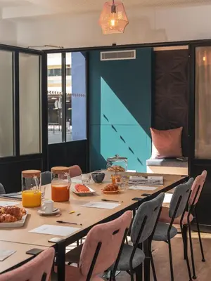 Nourriture dans l'hôtel ou à proximité