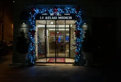 Plan de l'établissement Le Relais Médicis