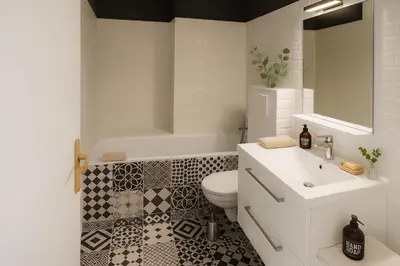 Salle de bains dans l'établissement 124a LE MARAIS - RICHARD LENOIR working & living