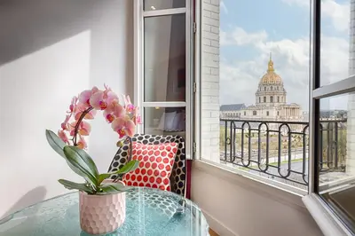 Balcon ou terrasse dans l'établissement Hotel de France Invalides
