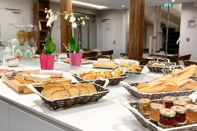 Nourriture dans l'hôtel ou à proximité