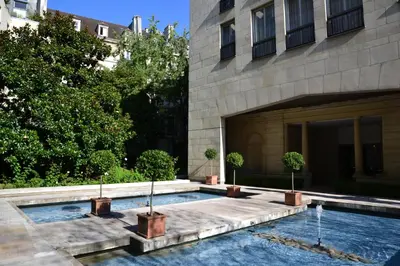 Piscine de l'établissement Assia & Nathalie - Luxury B&B MARAIS ou située à proximité