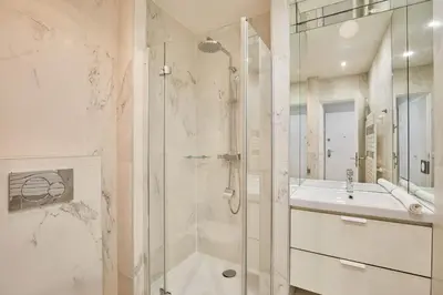 Salle de bains dans l'établissement Studio Eiffel Tower by Studio prestige