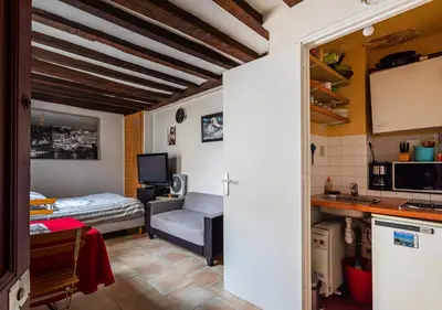 Cuisine ou kitchenette dans l'établissement Appartement Mouffetard