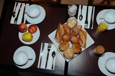 Nourriture dans l'hôtel ou à proximité
