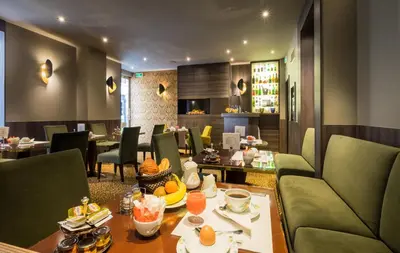 Nourriture dans l'hôtel ou à proximité
