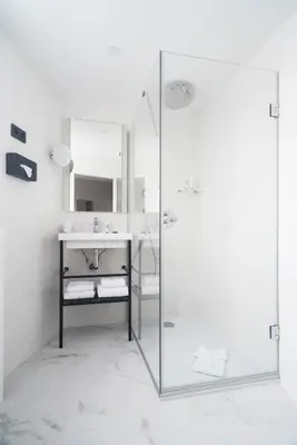 Salle de bains dans l'établissement Doisy - Orso Hotels - Paris