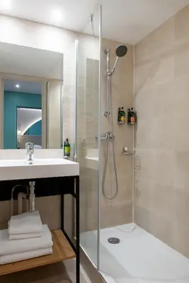 Salle de bains dans l'établissement Arc Elysées