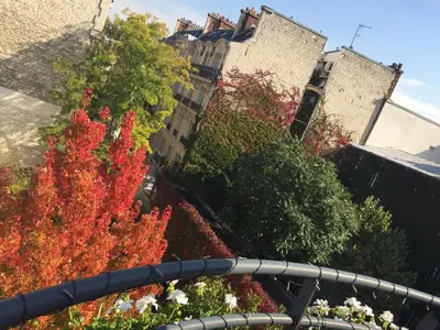 Jardin de l'établissement 52 Clichy Bed & Breakfast - Chambre d'hôtes