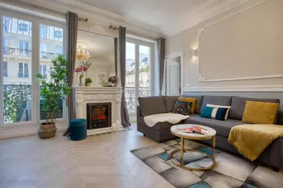 Coin salon dans l'établissement Charmant 100m2 avec 3CH - Romantique Centre Ville