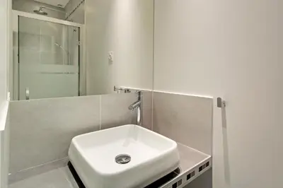 Salle de bains dans l'établissement Pick A Flat's in Champs Elysees - Rue Percier