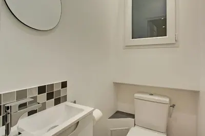 Salle de bains dans l'établissement Pick A Flat's in Champs Elysees - Rue Percier