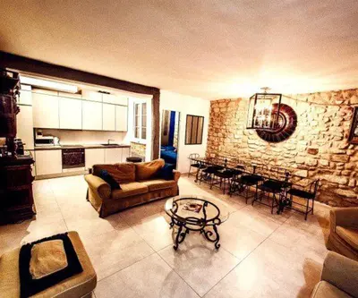 Coin salon dans l'établissement Maison Marais