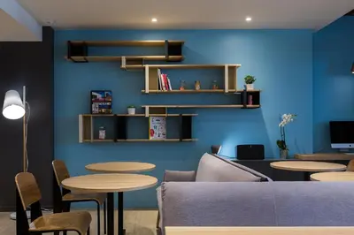 Coin salon dans l'établissement Ibis Styles Paris Place d'Italie - Butte Aux Cailles