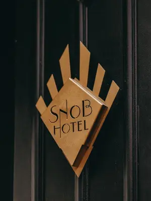 Certificat, récompense, panneau ou autre document affiché dans l'établissement Snob Hotel