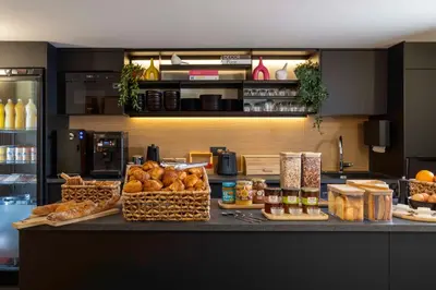 Nourriture dans l'hôtel ou à proximité