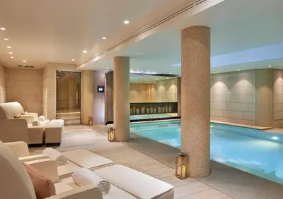 Piscine de l'établissement Maison Albar - Le Pont-Neuf ou située à proximité