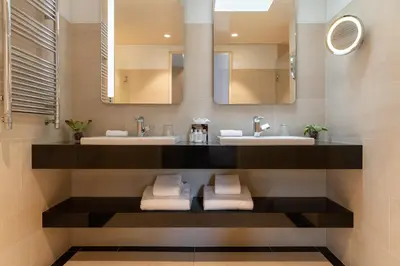 Salle de bains dans l'établissement Maison Albar - Le Pont-Neuf
