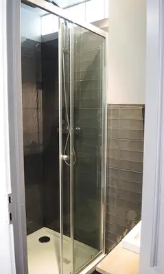 Salle de bains dans l'établissement 2 Pièces avec Balcon Plein Sud