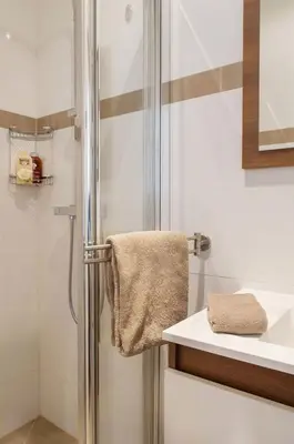 Salle de bains dans l'établissement Le Voyage En Isle