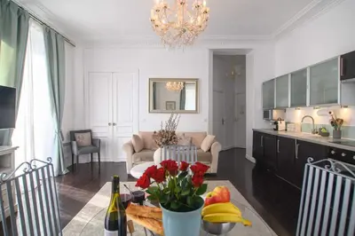 Cuisine ou kitchenette dans l'établissement La Charme Du Marais