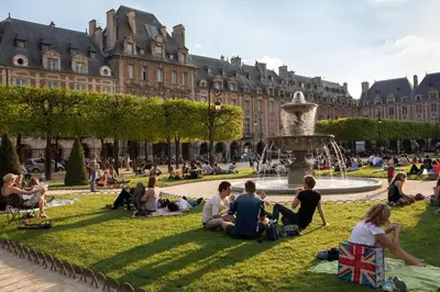 Clients de l'établissement Le Gourmet du Marais