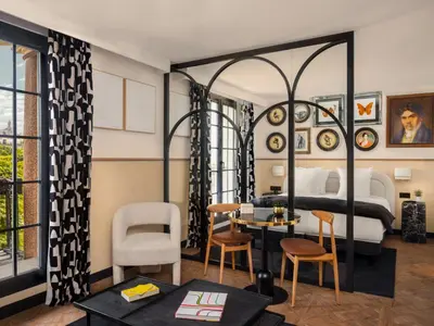 Coin salon dans l'établissement Solly Hôtel Paris