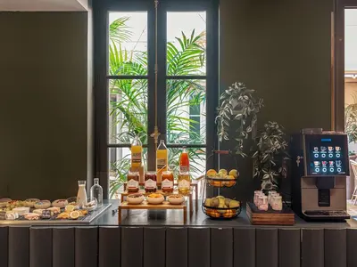 Nourriture dans l'hôtel ou à proximité