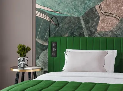 Un ou plusieurs lits dans un hébergement de l'établissement M Social Hotel Paris