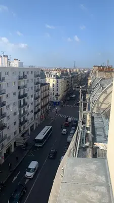 Vue générale sur Paris ou vue de la ville depuis l'hôtel