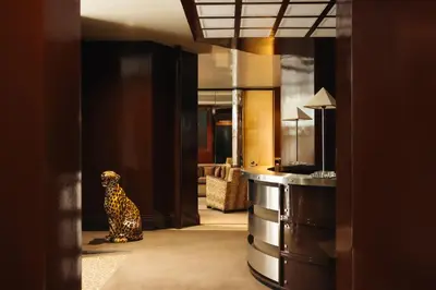 Coin salon dans l'établissement Hôtel Château d'Eau
