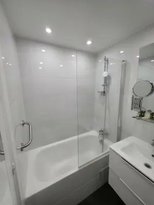 Salle de bains dans l'établissement Amadeus Hotel