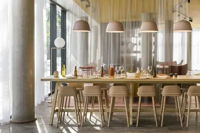 Restaurant ou autre lieu de restauration dans l'établissement OKKO Hotels Paris Porte De Versailles