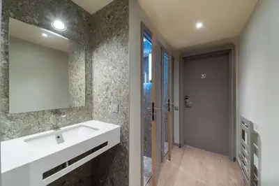 Salle de bains dans l'établissement Adveniat Paris