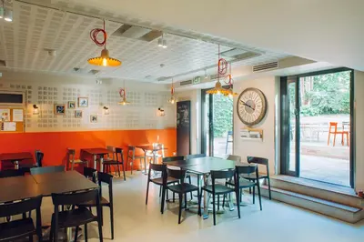 Coin salon dans l'établissement Adveniat Paris