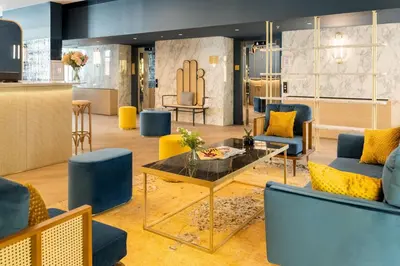 Coin salon dans l'établissement voco Paris Montparnasse by IHG