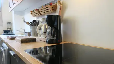 Cuisine ou kitchenette dans l'établissement Aligre