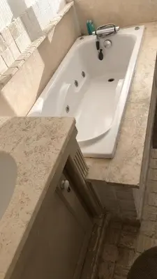 Salle de bains dans l'établissement Villa des iris